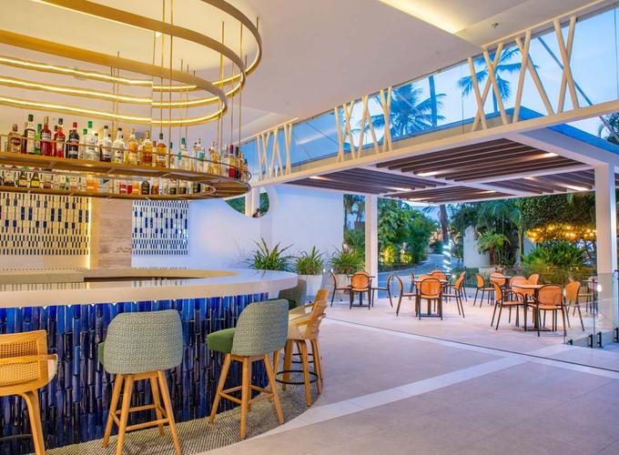 Lobby Bar Krystal Grand® Puerto Vallarta Lobby Bar Krystal Grand® Puerto Vallarta