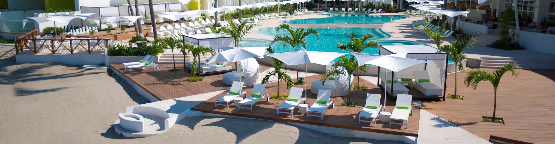 Krystal Grand® Puerto Vallarta Krystal Grand® Puerto Vallarta