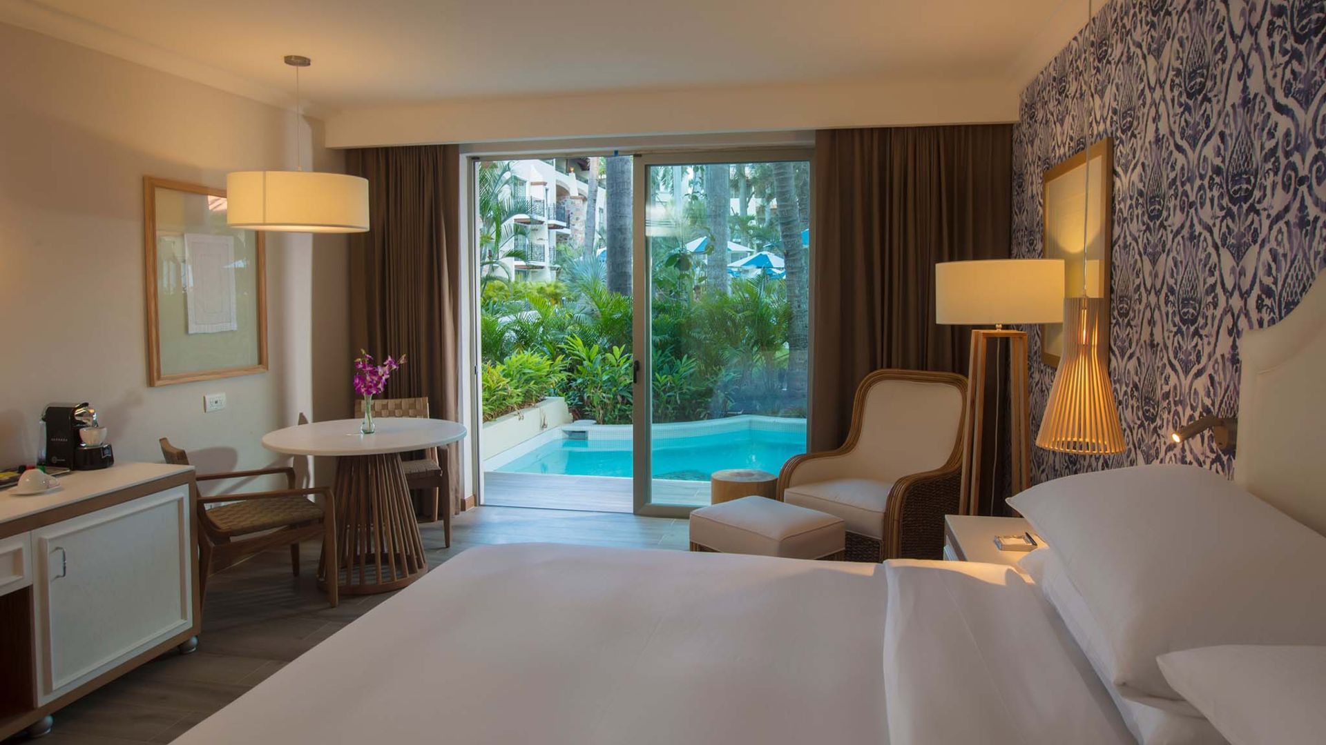   Krystal Grand® Puerto Vallarta